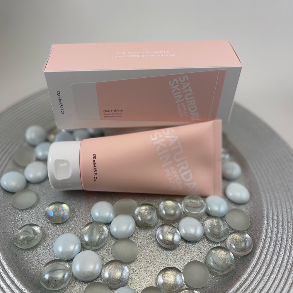 SATURDAY SKIN Cleanser